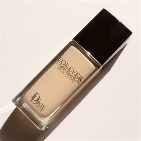 dior forever glow foundation dry skin|Dior Forever Skin glow boots.